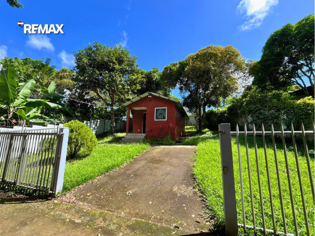 Acogedora Casa Estilo Cabaña en Pacaya, Catarina